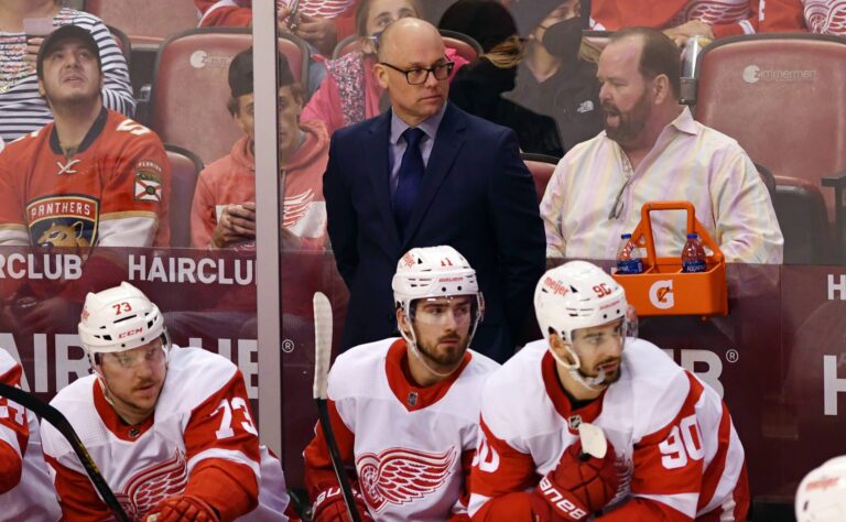 Uusille teille – NHL-seura kiinnitti jo kerran epäonnistuneen valmentajan