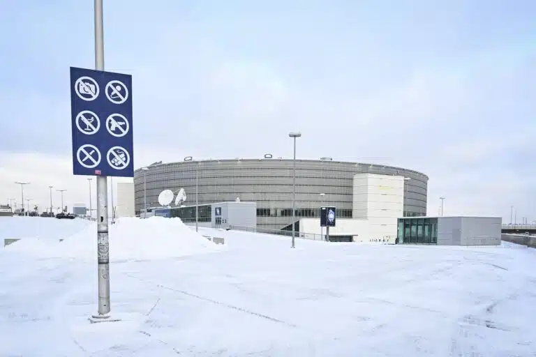 Näkökulma: World Cup ja kesäloma – Helsinki teki itsestään pellen