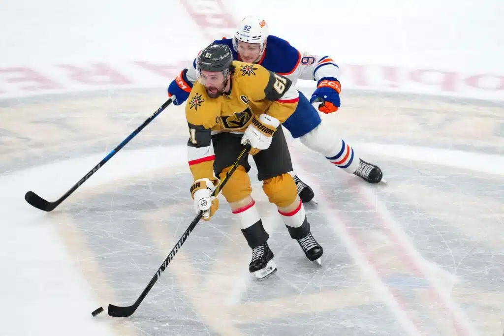 Vegas Golden Knightsin aamujäiltä karmaiseva tieto – supertähti sivussa tärkeästä kamppailusta?