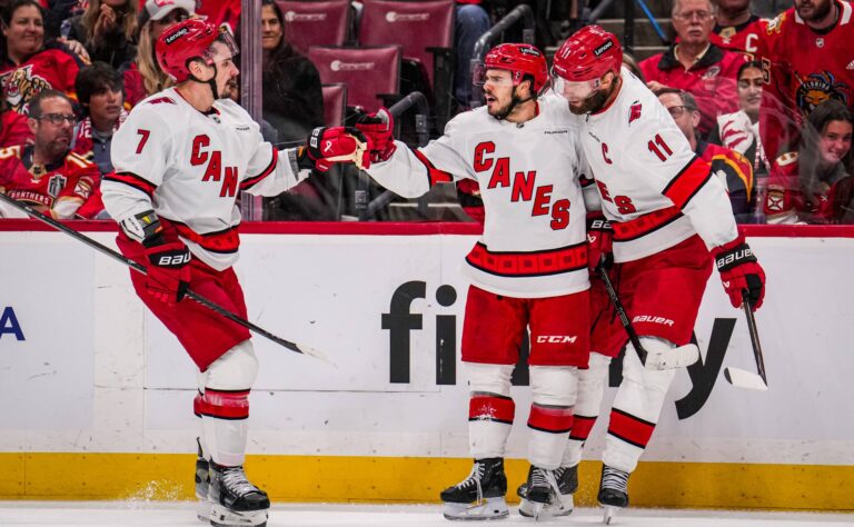 Carolina Hurricanes elää vielä