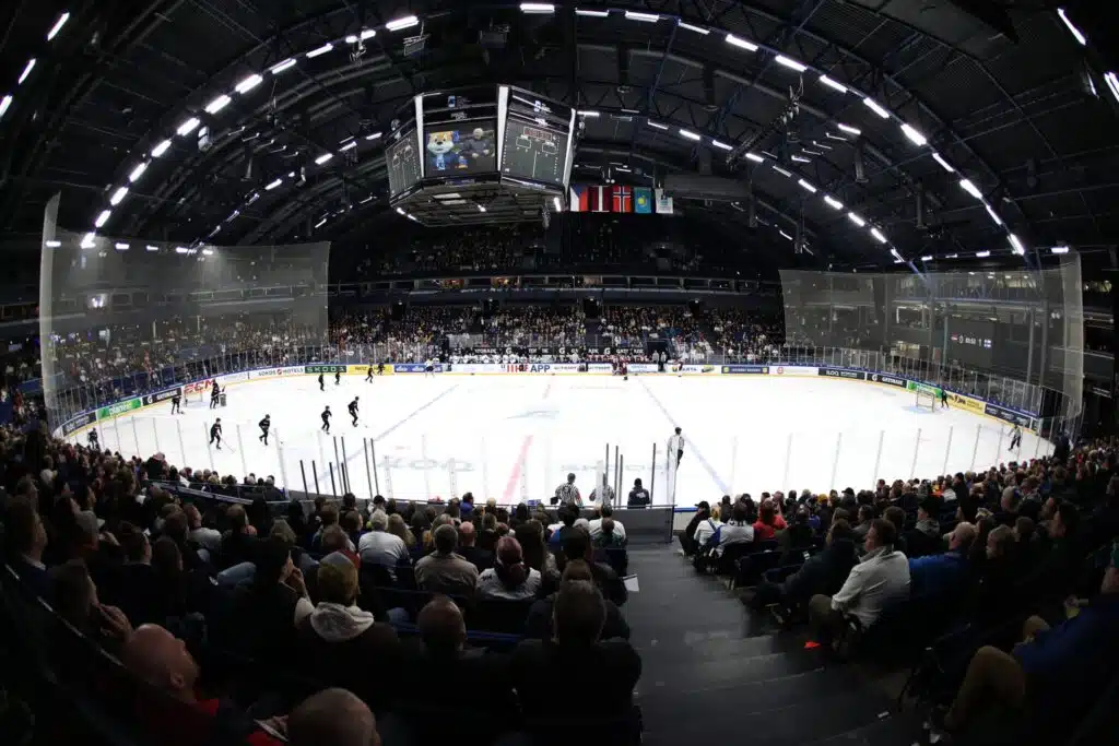 Iltalehti: Espoon Metro Areena irtosi pilkkahintaan