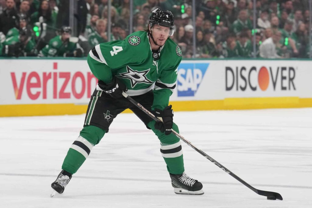 Miro Heiskanen masentamassa Winnipegiä – Dallas Stars jatkaa