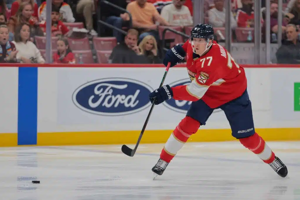 IS: Kuka olisi uskonut? – Niko Mikkola yllättää kahdella nimellä