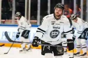 Pelikieltoja kärsinyt Liiga-puolustaja sai luottoa – ”Hänellä on aito halu”