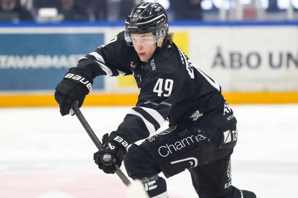 TPS murjoi jälleen HIFK:n – ruotsalaisvirtuoosi sankarina