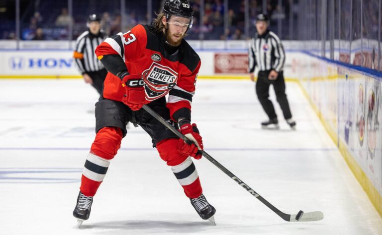 Venäjän NHL-lupaus palaa KHL:ään – Pohjois-Amerikan vuodet jäivät kahteen