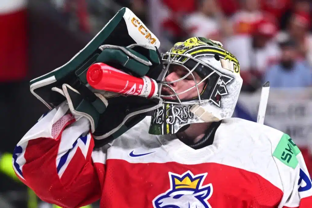 Entinen Liiga-vahti vaikeuksissa – SHL-sopimus purkuun?