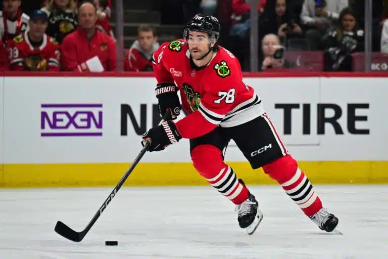 Chicago Blackhawks hankkiutui floppipelaajastaan eroon