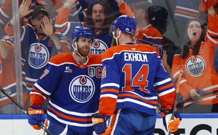 Stanley Cup -finaaleissa välittömästi jatkoeriin