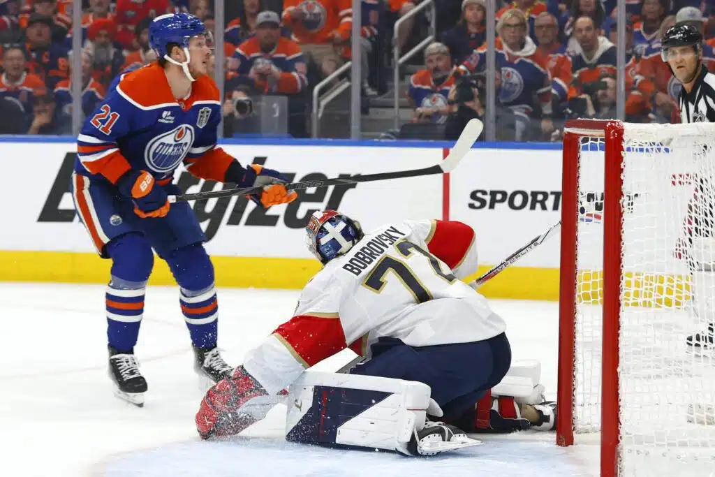 Edmonton Oilersin hyökkääjä nappasi jättisopimuksen