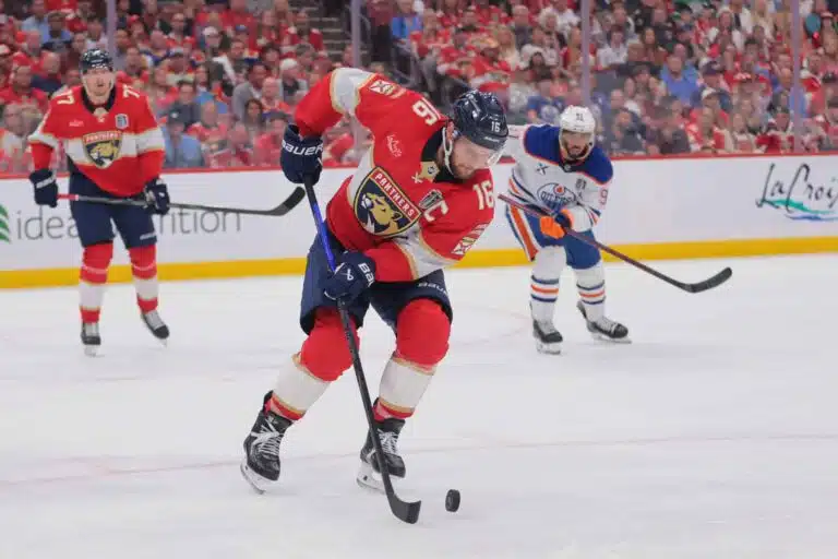 Näin loukkaantunut Aleksander Barkov auttaa Florida Panthersia – ”Ekana hallilla ja lähtee vikana”