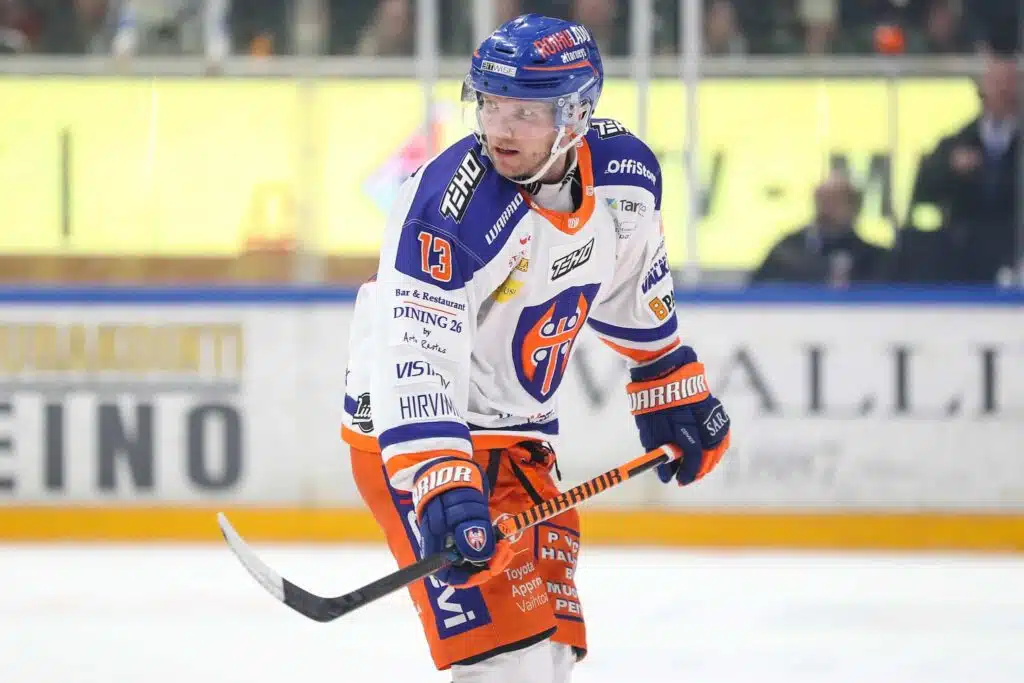 Leijonien olympiavoittaja vaihtaa sarjaa