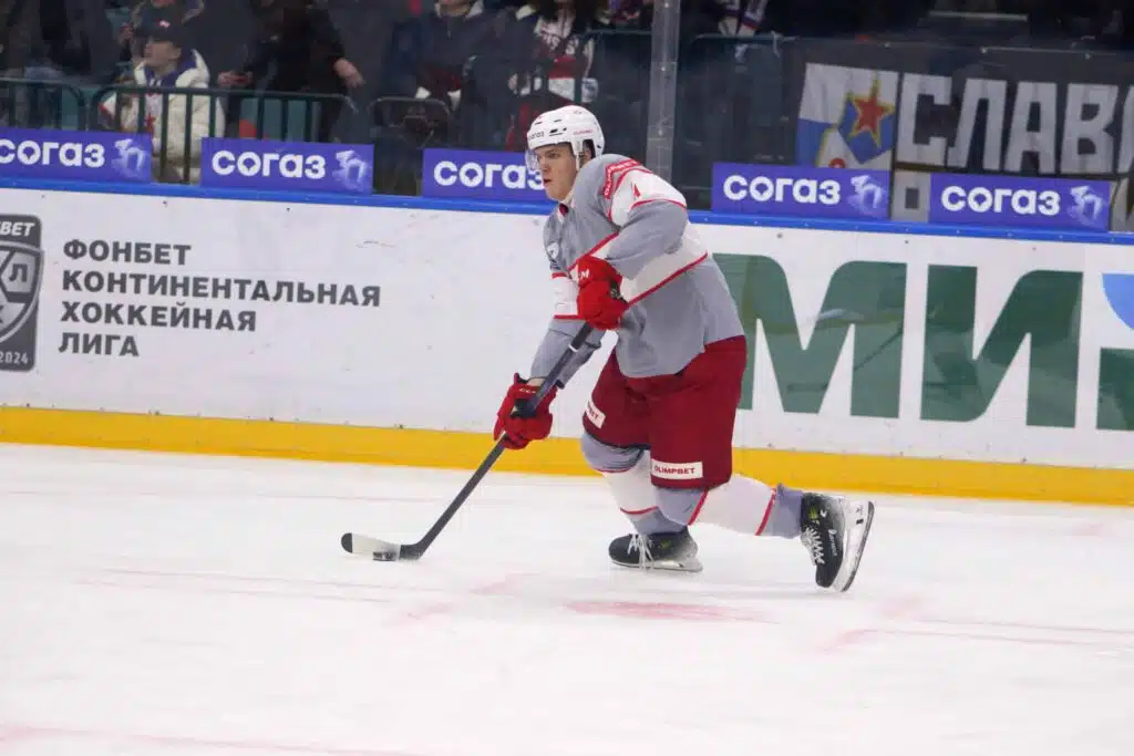 Yhdysvaltalaispelaaja farmista Moskovaan – kova palkka