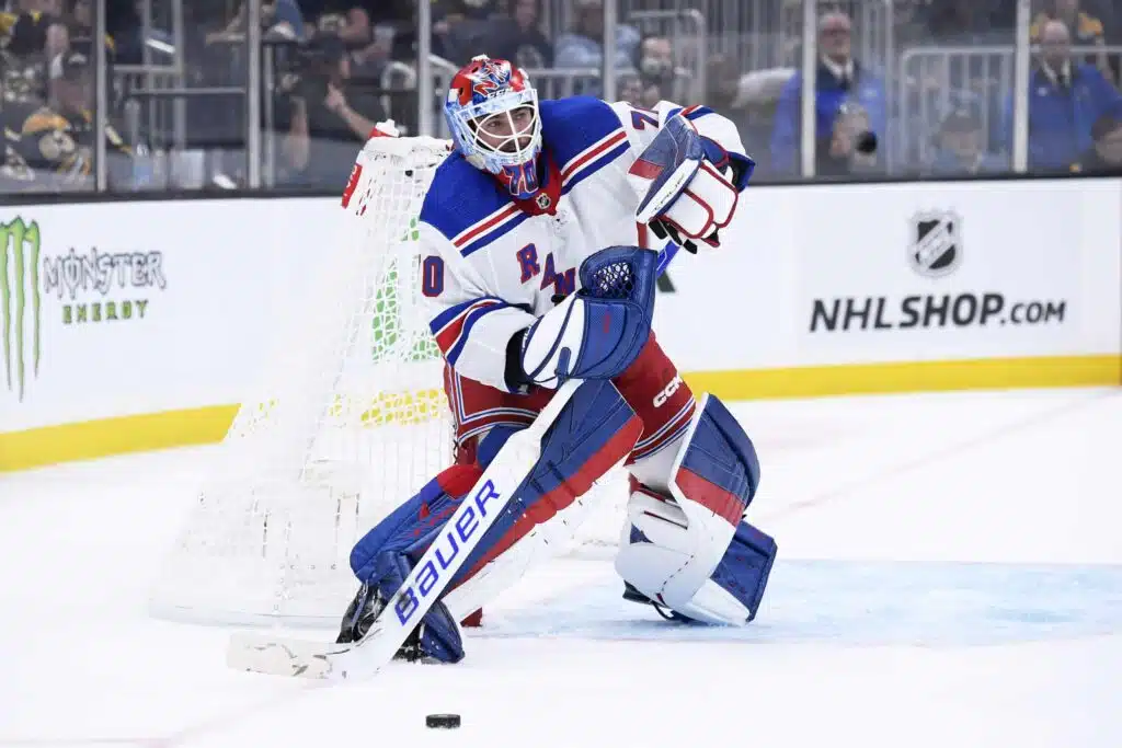 NHL-maalivahti vaihtaa New Yorkin Siperiaan