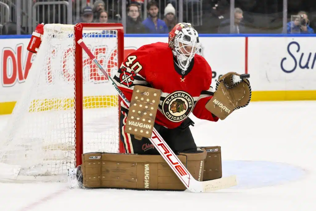 Chicago Blackhawks teki kiinnityksen – maalivahti jatkaa organisaatiossa