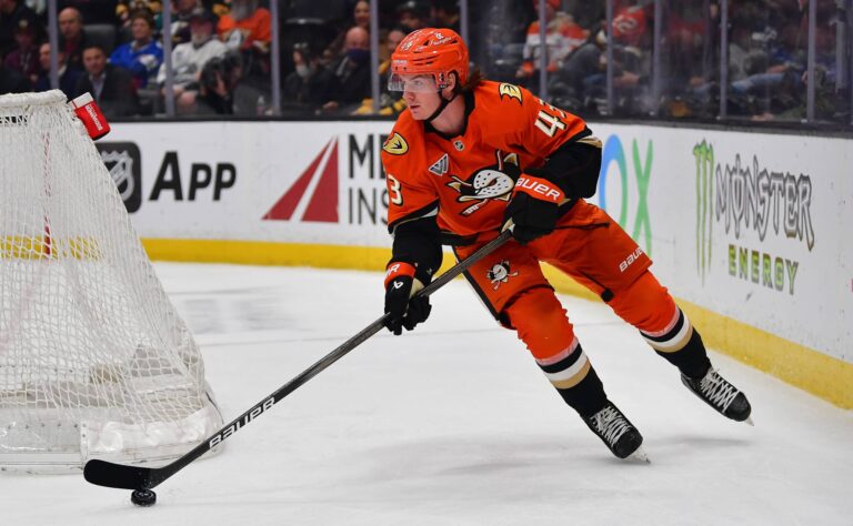 Anaheim Ducks teki merkittävän sopimuksen – yhdysvaltalaistähti jatkaa seuran palveluksissa