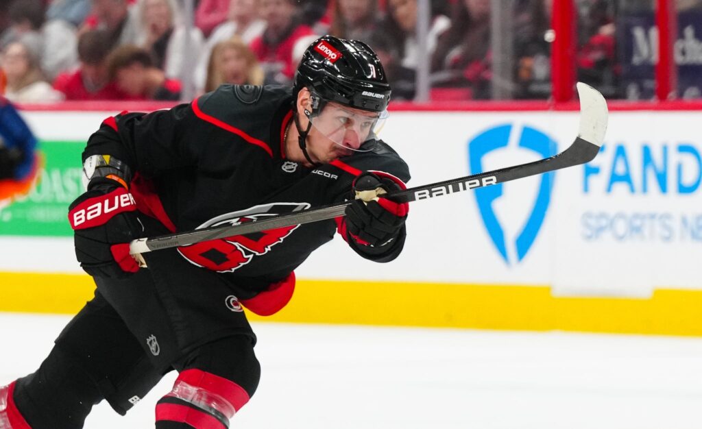Venäläispelaaja vaihtaa NHL:ssä seuraa