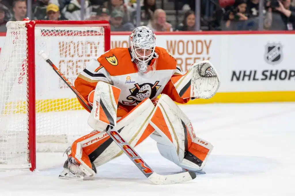 Tähtivahti loukkaantui – suomalainen sai kutsun NHL:n puolelle