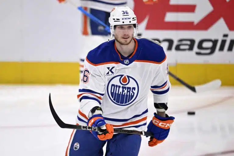 NHL:ssä hurjia tehoja paukuttanut puolustaja sai uuden kodin