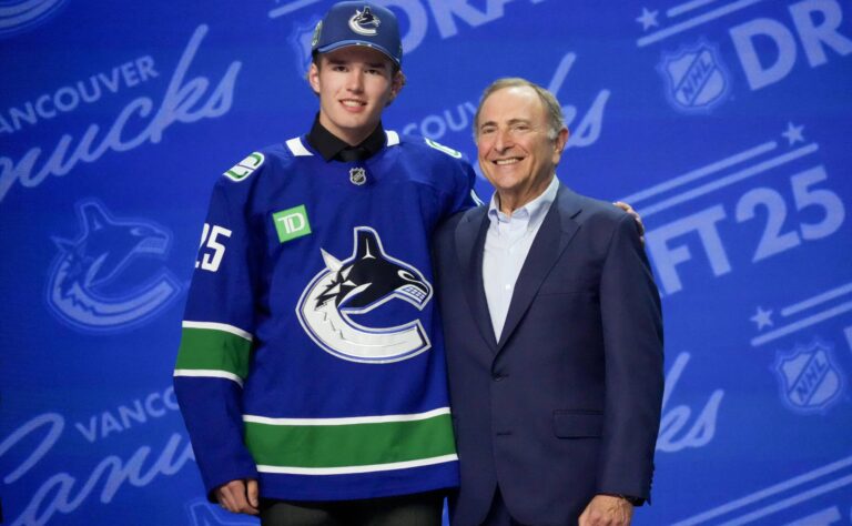 Vancouver Canucks kiinnitti superlupauksen