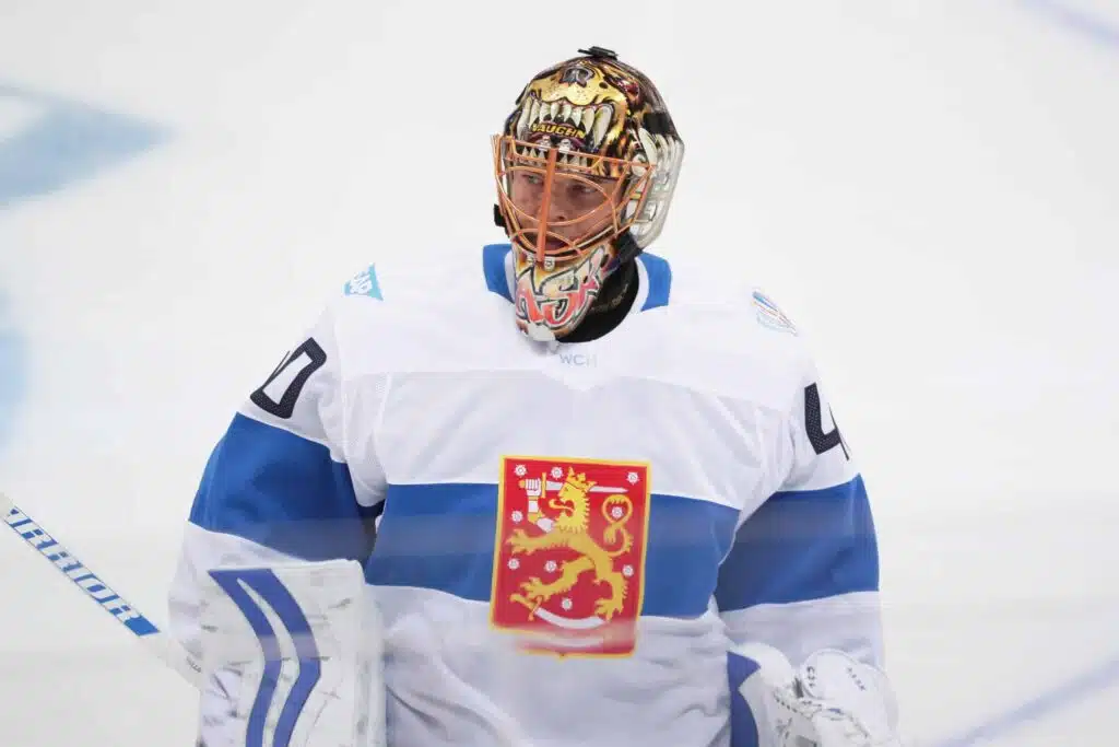 Tuukka Raskista ja kolmesta maailmanmestarista tuli Jääkiekkoleijonia