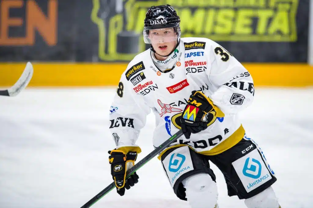 Kärpät-tähti latasi surkeasta vireestä: ”Herra koettelee”