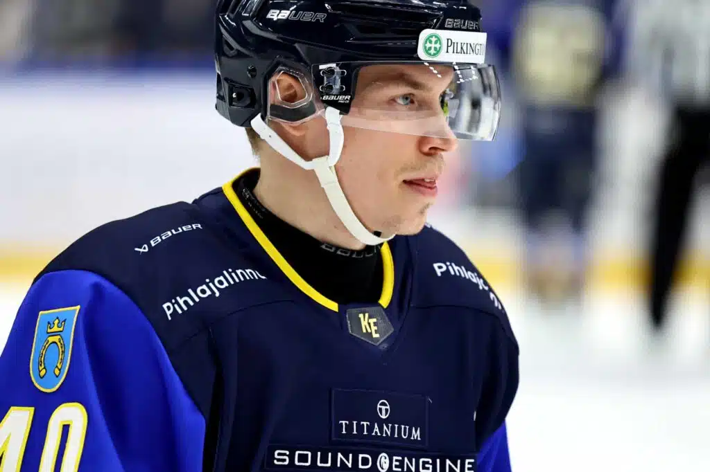 Leijonien mitalisti jatkaa Kiekko-Espoossa