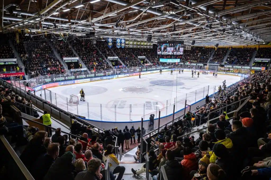 Kärppien fanit saivat tarpeekseen