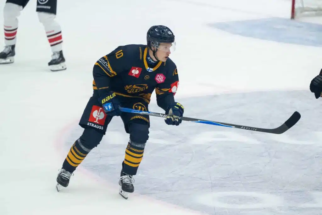 Vakuuttavasti CHL:ssä aloittanut Lukko saa sunnuntaina toisenlaisen haasteen