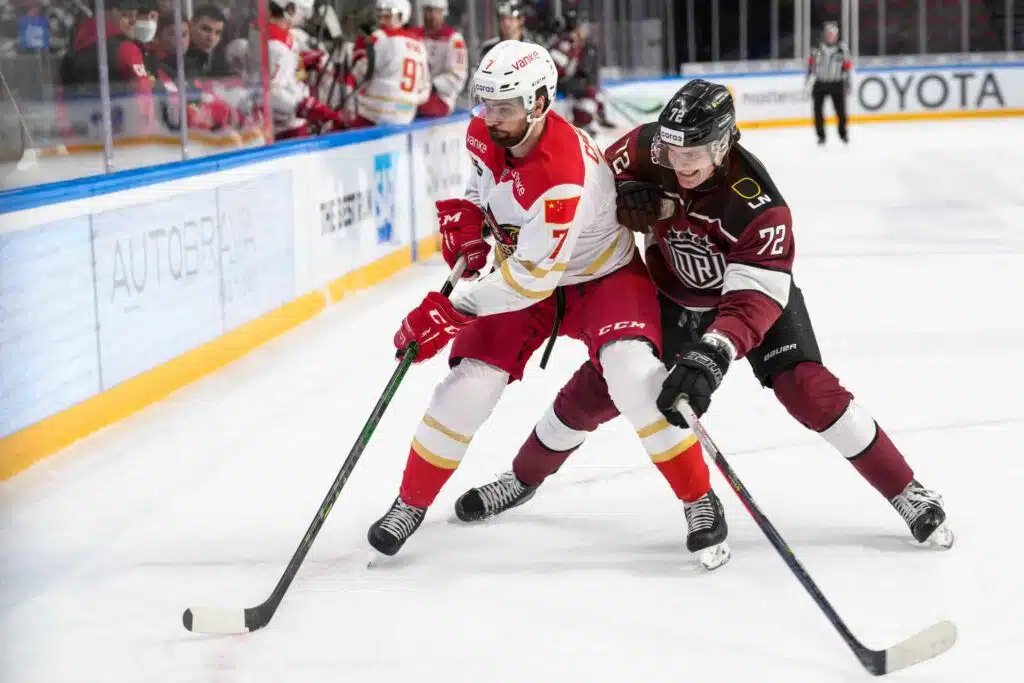 Chris Cheliosin ”kiinalaispoika” lopettaa