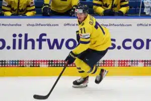 Treidin jälkeen: NHL-tähti otti joukkueen välittömästi harteilleen