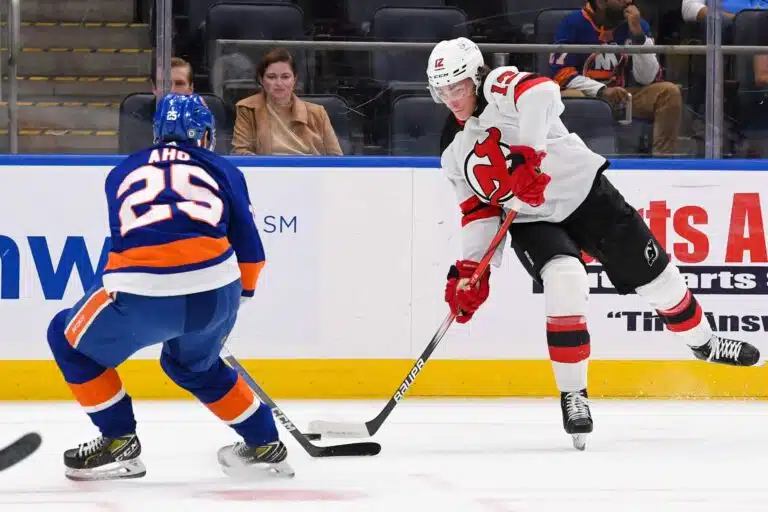 Ruplat kiinnostaa – NHL-maalitykin veli siirtyy KHL:ään