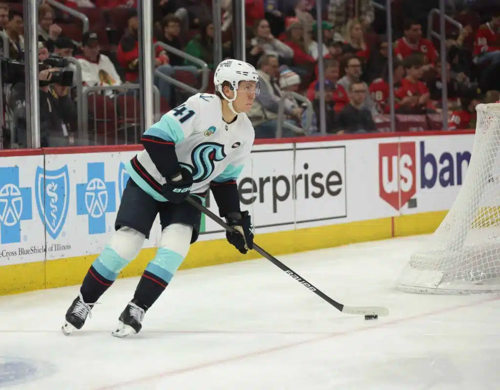 Eeli Tolvasen seuratoverille muhkea jatkosopimus: ”Hänestä tuli ammattilainen”