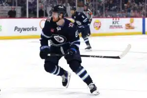 Winnipeg Jetsin Kyle Connor siirtohuhuissa