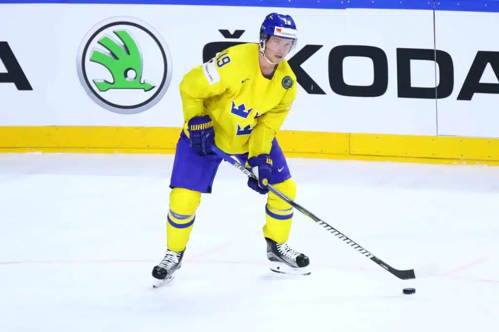 Kovia väitteitä NHL:n dopingista – Sotshissa työtapaturma