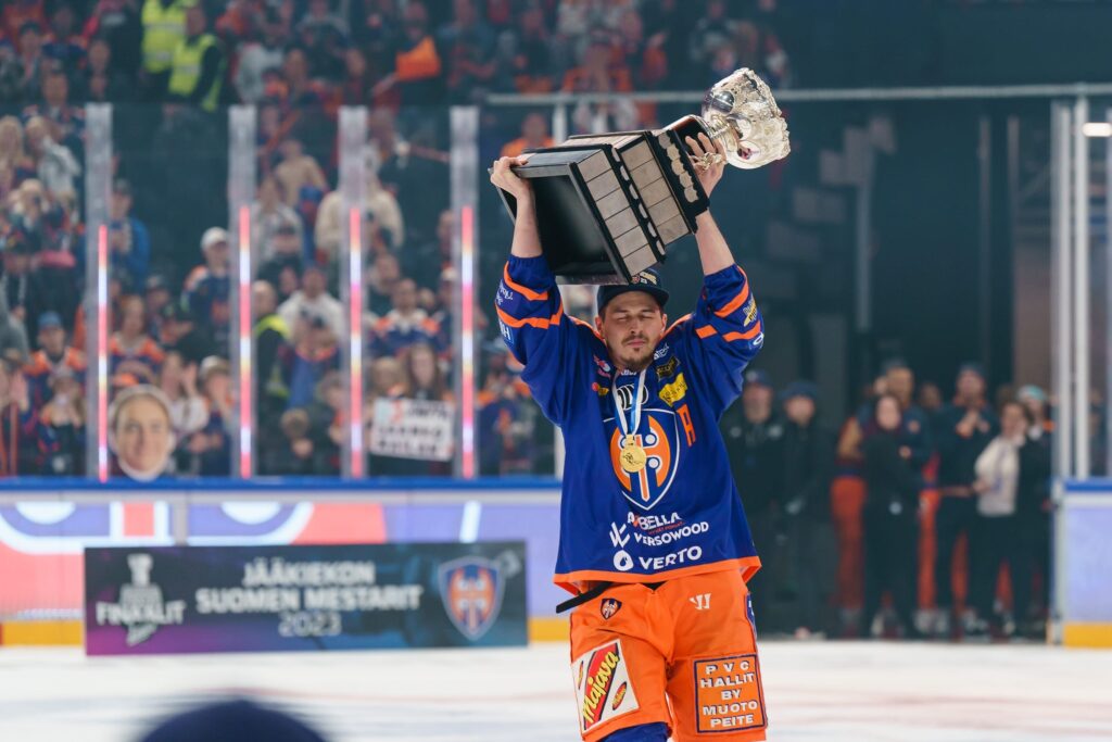 Näkökulma: Tappara tuo Liiga-seuroihin ryhtiä