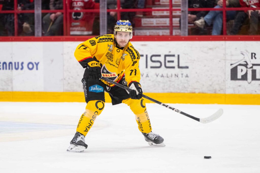 KalPan jenkkitähti Patrick Curry