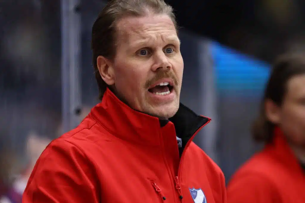 Päällikkö-Jokinen teki heti kovan ratkaisun – junnutähdet kimpassa, superlupaus ykköskentässä