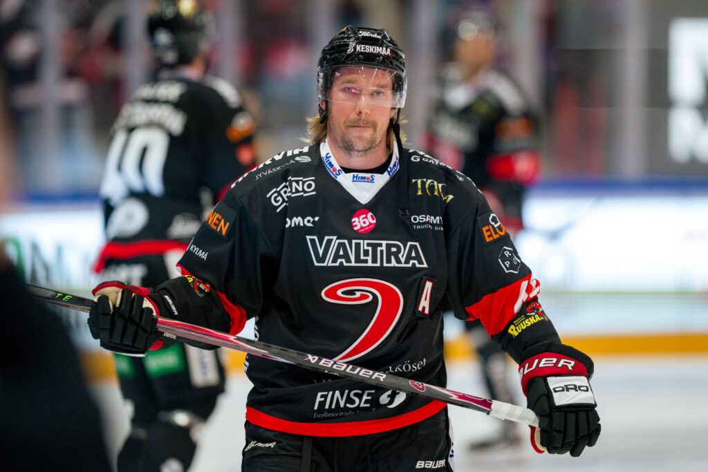 Antti Raanta hävisi – Sami Vatanen voitti