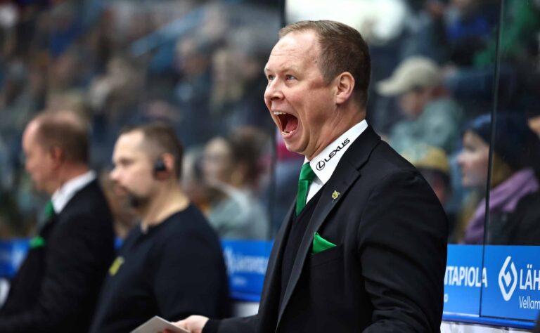 Ilves jumbona – ”Todella heikkotasoinen jääkiekko-ottelu”