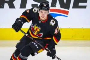 Lähde: Calgary Flames kaupittelee ykköskierroksen varaustaan – hintakin on selvillä