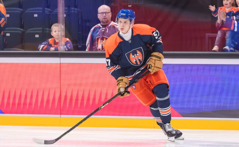 Pikkuleijonien superlupaukselle jättimäiset kehut