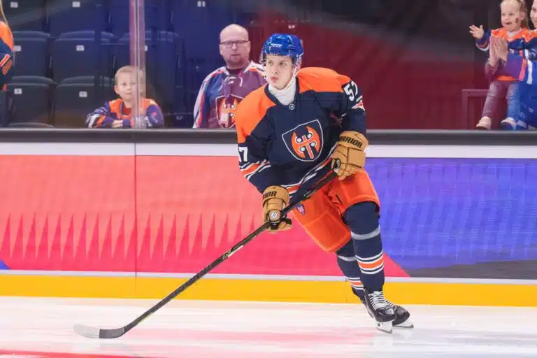 Pikkuleijonien superlupaukselle jättimäiset kehut