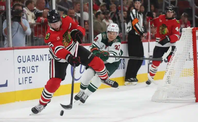 Lähde: Chicago Blackhawks -puolustaja kerää kiinnostusta siirtotakarajalla