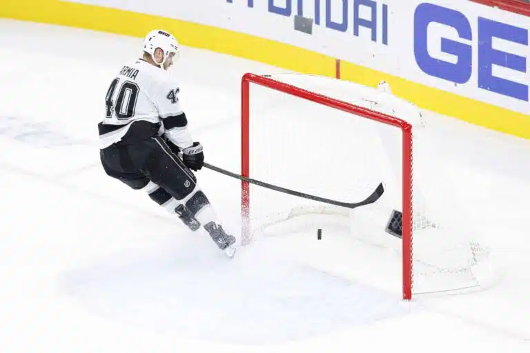 Joel Armia ja Los Angeles lupaavassa vedossa