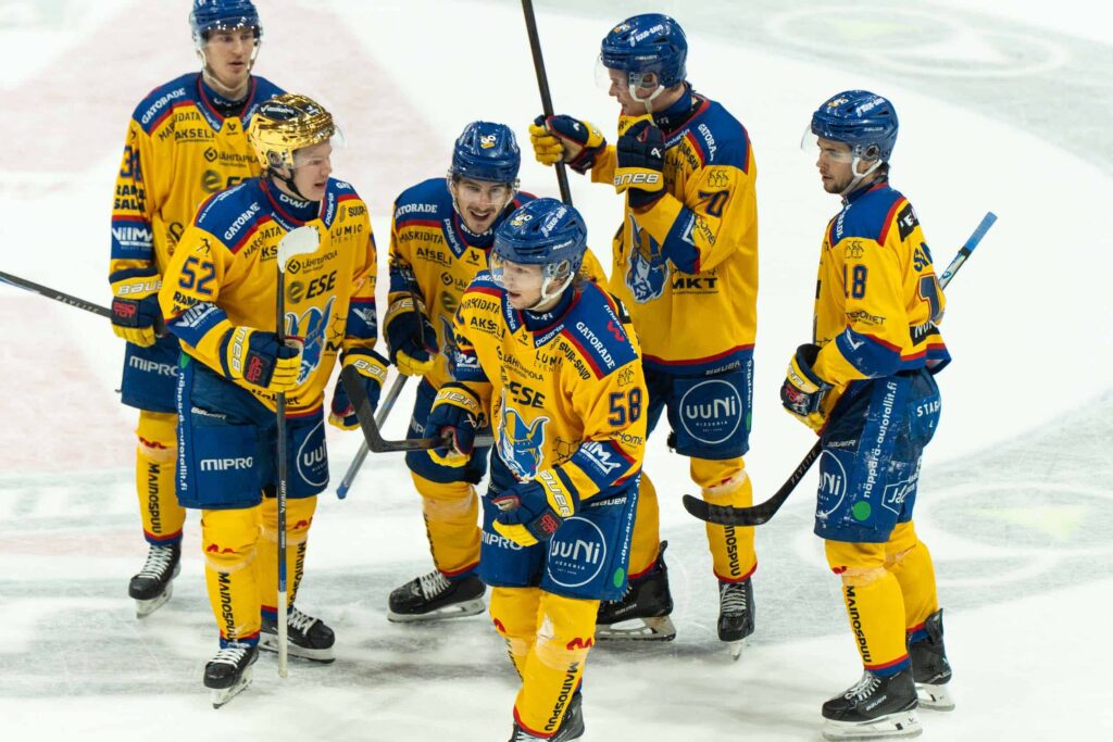 Turussa monivivahteinen Liiga-taistelu