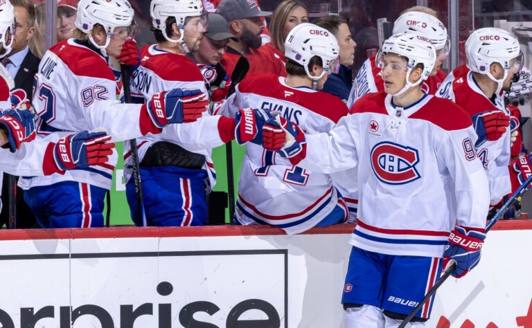 Oliver Kapanen NHL-tilaston kärjessä