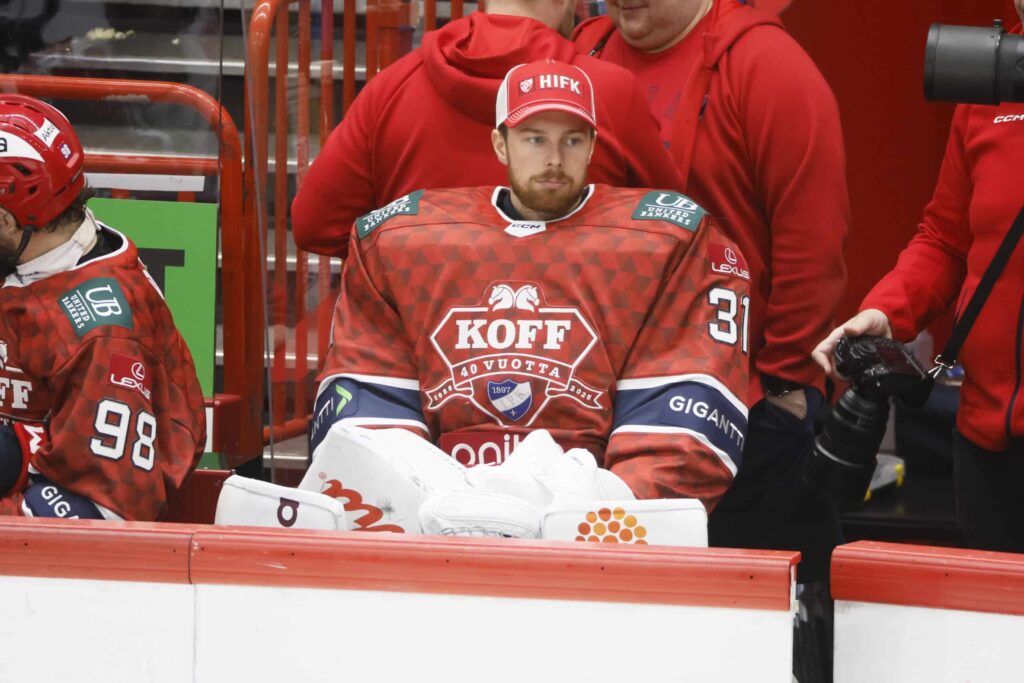 HIFK:n maalivahti floppasi – Olli Jokinen syytti muita
