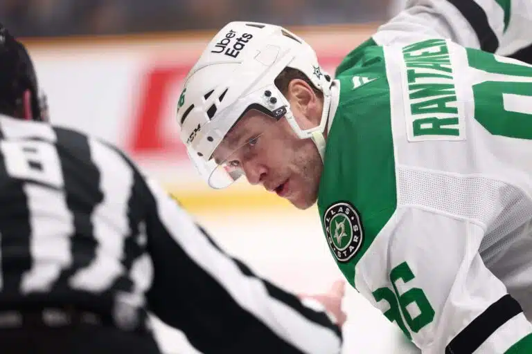 Mikko Rantanen porsasteli jälleen NHL:ssä