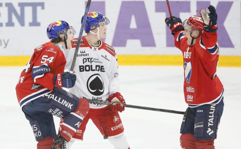 Pilkattu HIFK otti yllättävän voiton – JYP otti Ässät kiinni